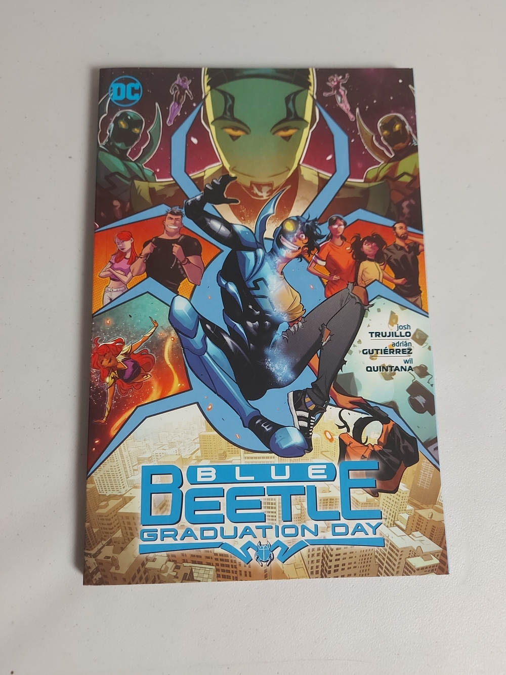 Blue Beetle: Graduation Day Comic Book - Blue & Teal Cover